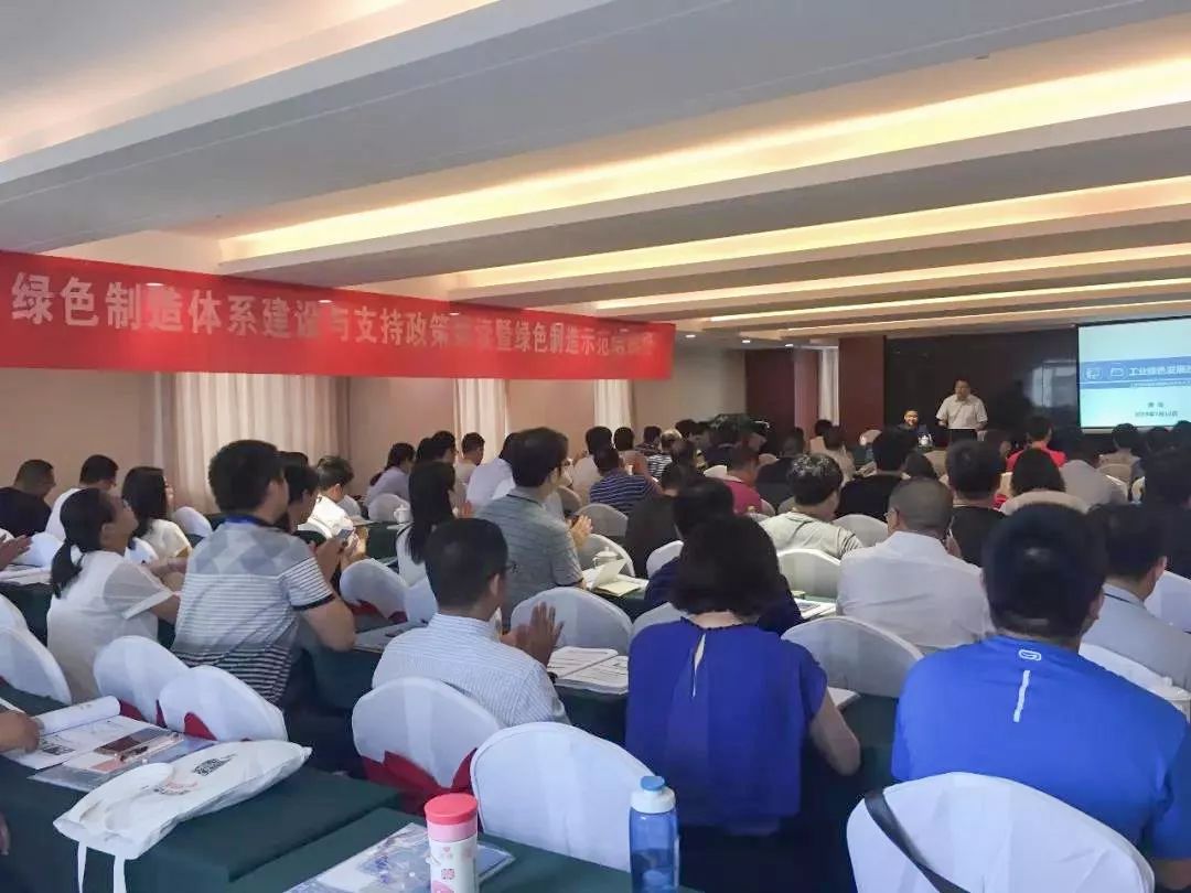 5b4e928309ffe.jpg 640.jpg